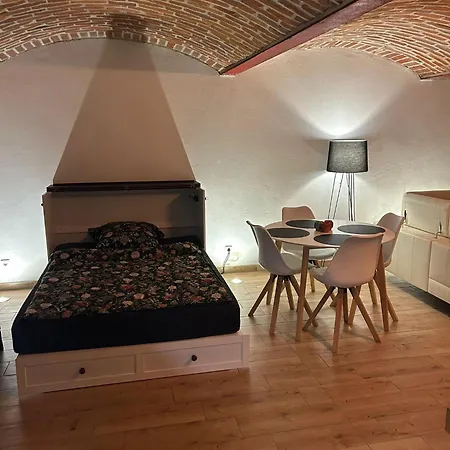 Leone Διαμέρισμα *